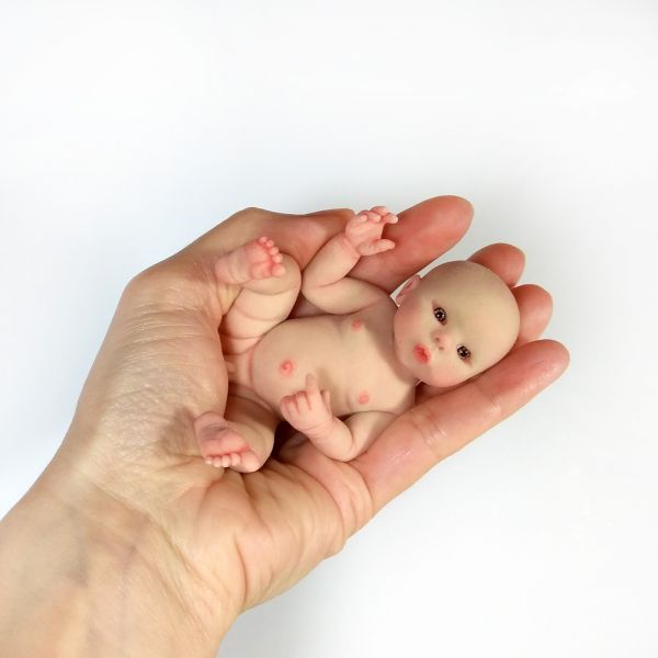 Solid silicone miniature asian baby Haku 11,5 cm (4,6")